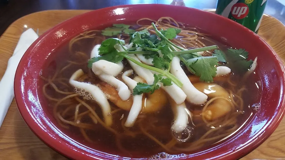 Soupe de Nouilles Aux Fruits de Mer